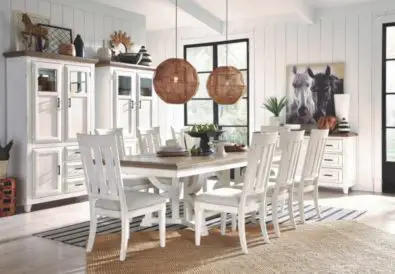 Decorate A Dining Room Table